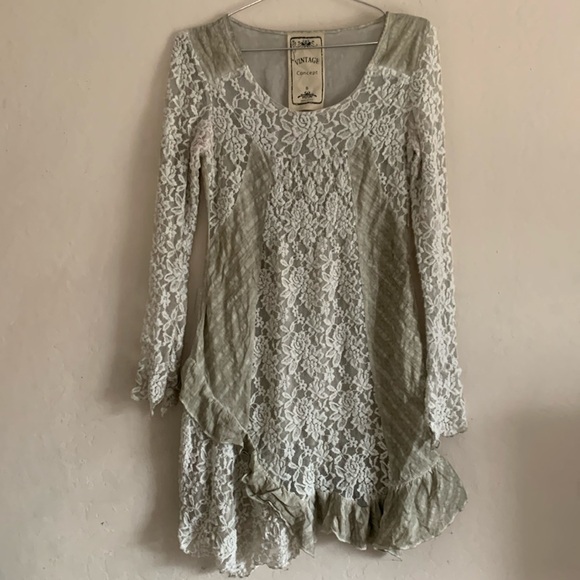 Elegant Lace Overlay Dress - Picture 1 of 6